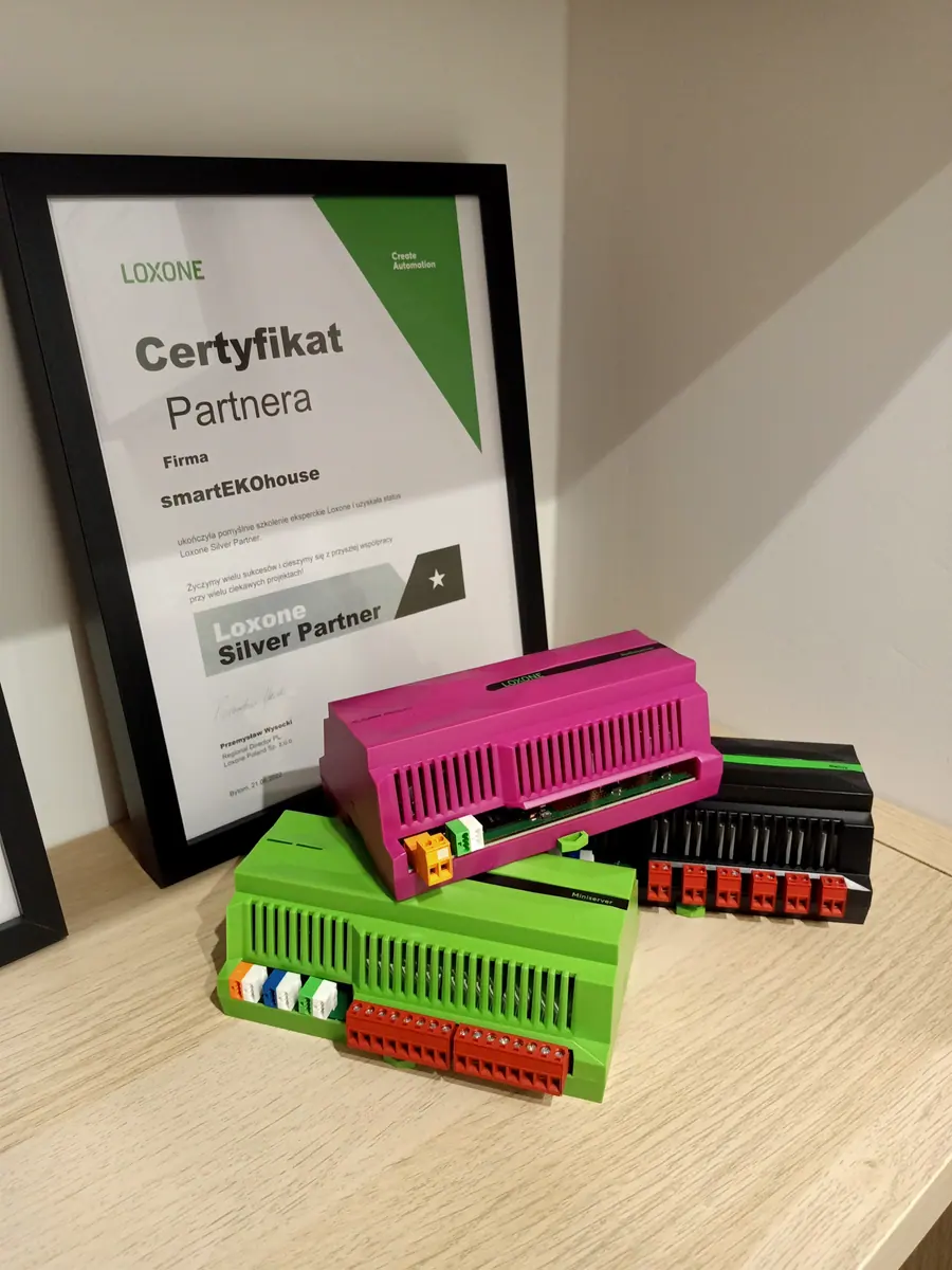Certyfikat partnerski i moduły Loxone